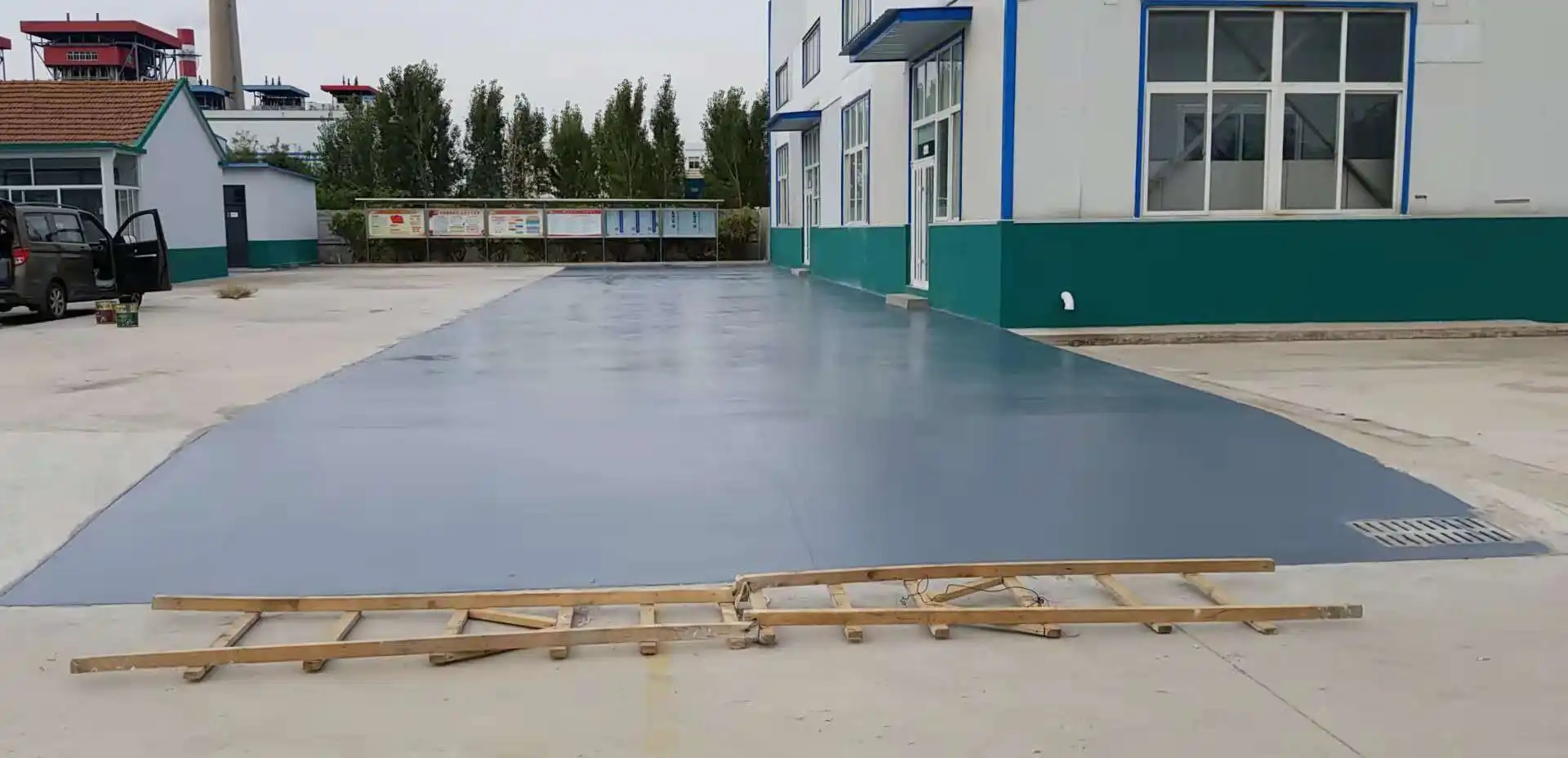 临高车间厂房地坪漆修补翻新